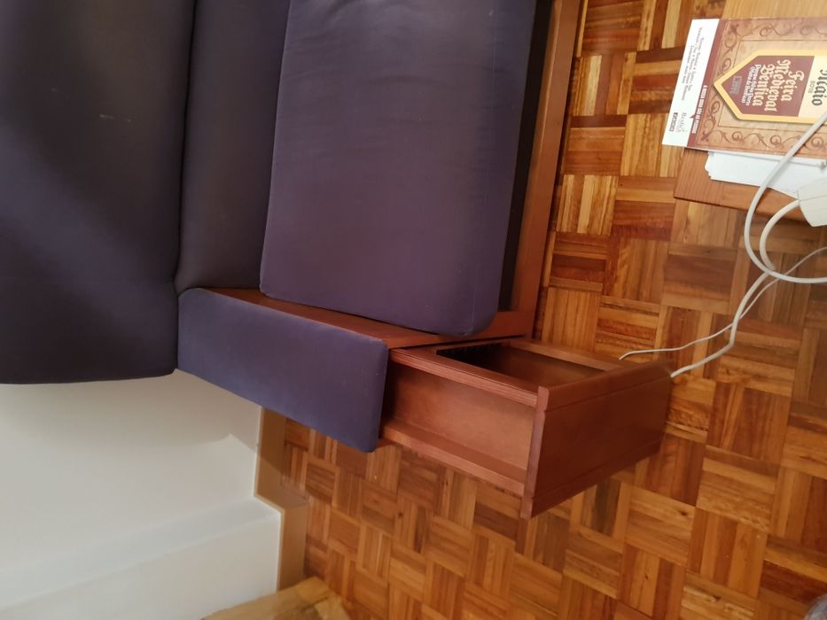 Sofás em pinho da Cerne grandes