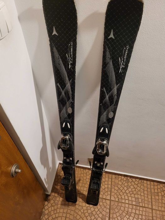 Narty atomic cloud 144cm