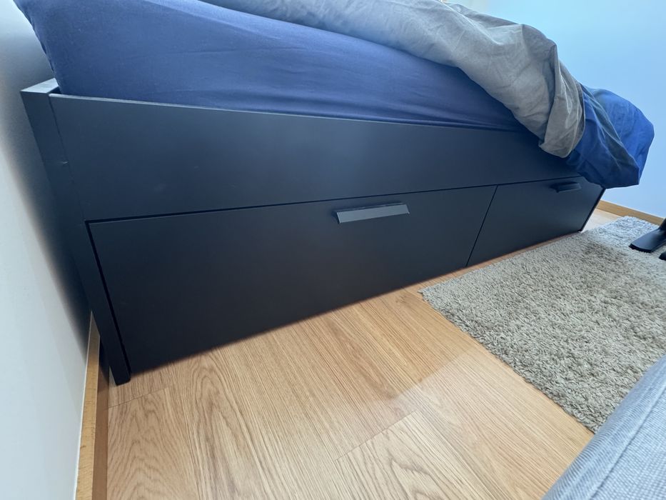 Cama de casal (160x200)