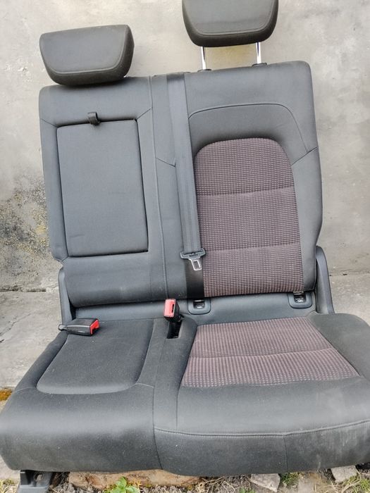 Салон до ауді Q5 2011 року