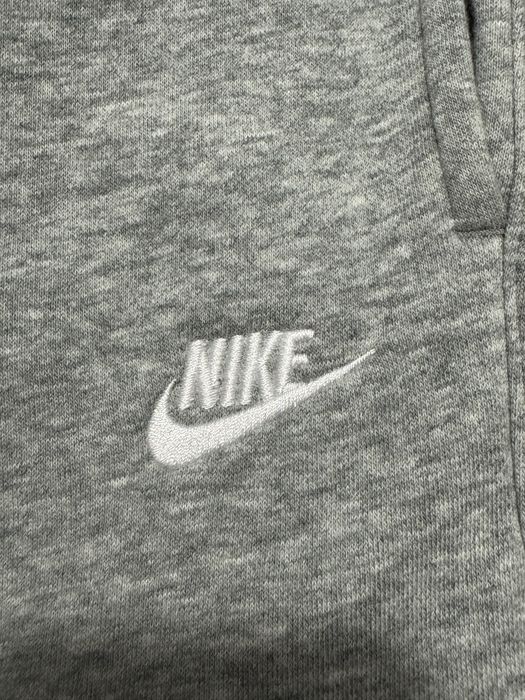 Calças cinzentas nike ,S