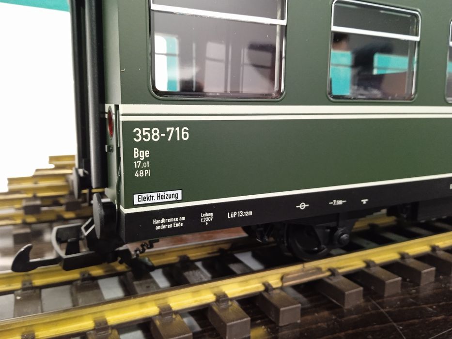 Wagon pasażerski Piko skala g  zestaw   2  szt