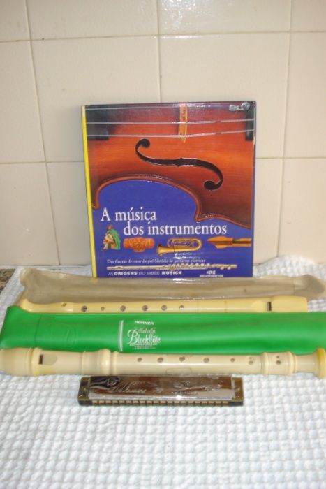 Acessórios e instrumentos musicais