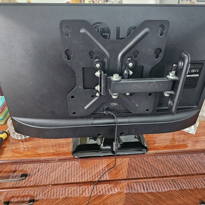 Tv  LG  24" Excelente funcionamento