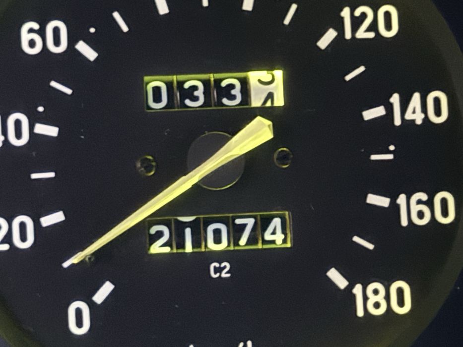 Продам Ваз 2107  пробег 21 тыс. км
