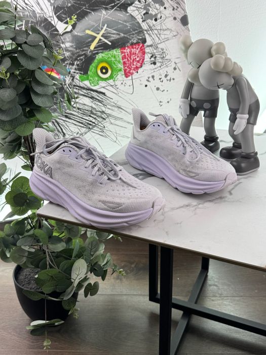 Кросівки Hoka Clifton 9 41 розмір Е12335