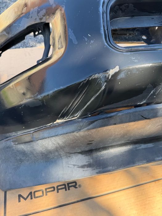 Dodge RAM 2500 DR Zderzak przedni kompletny