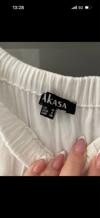 Biala sukienka roz S