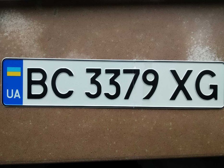 Напівпричіп PANAV з маніпулятором FASSI F235 на 6,5 т. і 8,3 м довжини