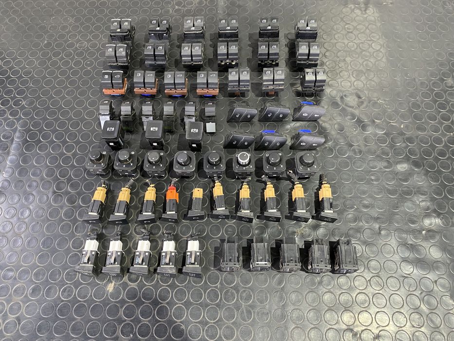 кнопка салону пассат б6 б7 golf 5 skoda A5 touran passat b6