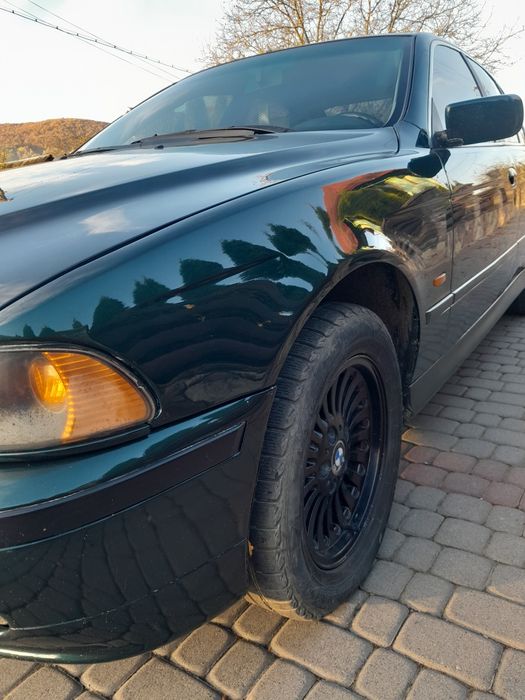 BMW e39 (m54b22)