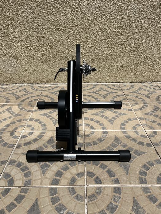 Rolo de treino Van Rysel D100 rigorosamente novo, em garantia