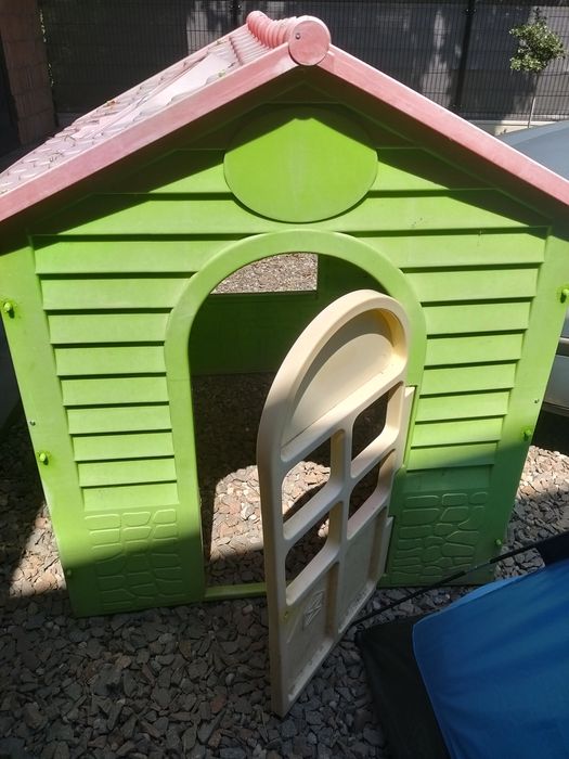 Domek dla dzieci plastikowy