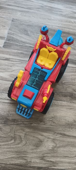 Super zings Monster Roller.