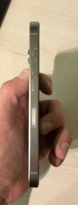 Iphone 15 PRO 256 GB Natural Titanum - Stan idealny + etui