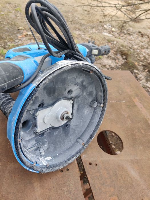 szlifierka do gładzi, żyrafa