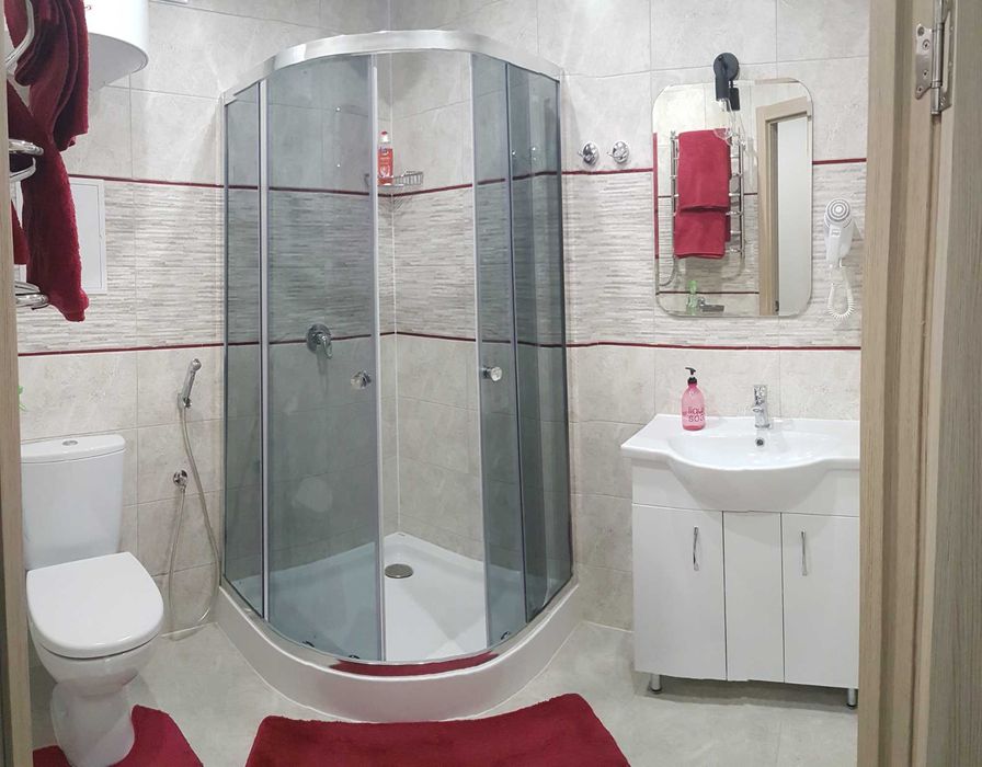 Посуточно, почасово( 2 ч-500 грн, 3ч-550 грн) Артем, 95 КВАРТАЛ