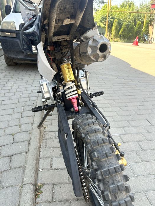 Продам питбайк 125