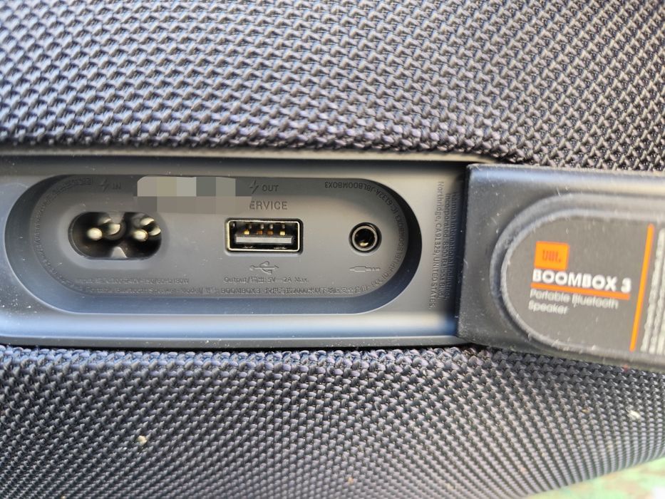 Boombox 3 Usada Original