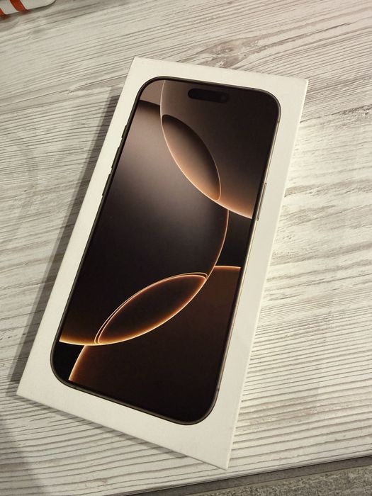 Продам новий на гарантії  Iphone 16 pro