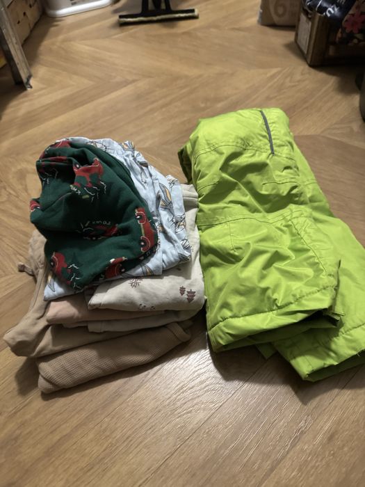 Oddam ubranka dla chlopca 92