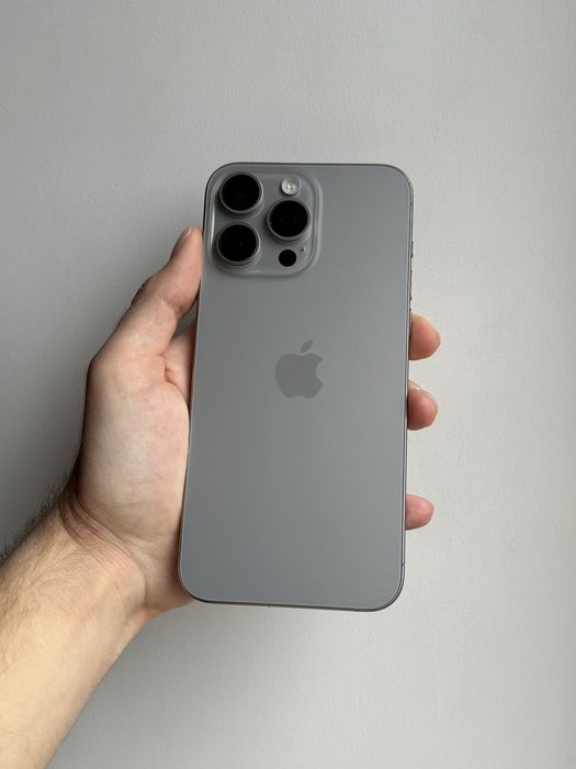 iPhone 15 Pro Max 256 Gb Natural Titanium АКБ 93% Физ Сим