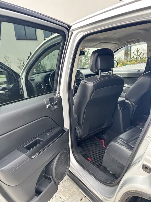 Jeep compass 2011 , 2,0