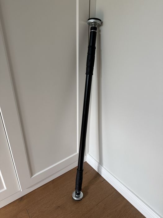 Drążek do podciagania rozporowy