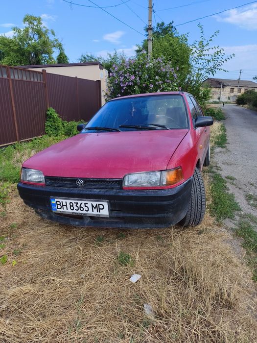 продам Мазду 323