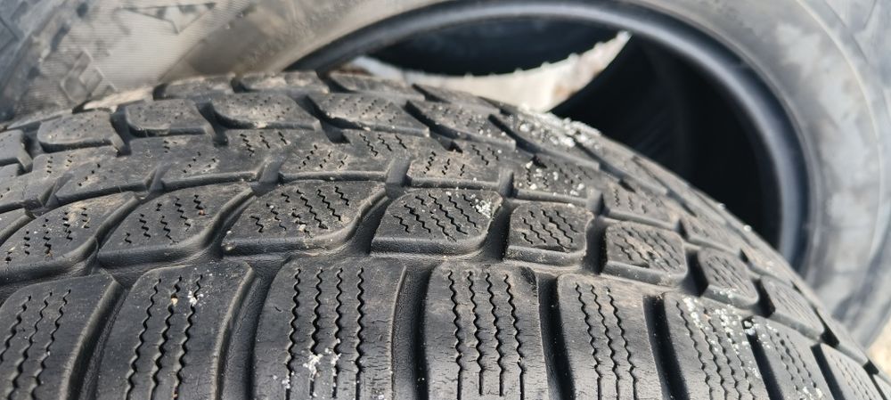 Opony zimowe Bridgestone 225/65/17