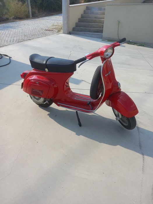 Mota vespa 50 s toda restaurada