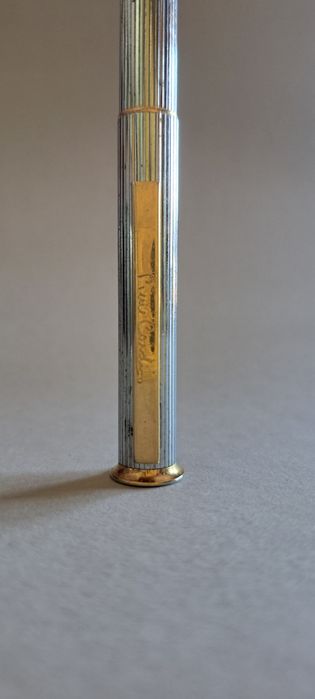 Caneta cássica Pierre Cardin