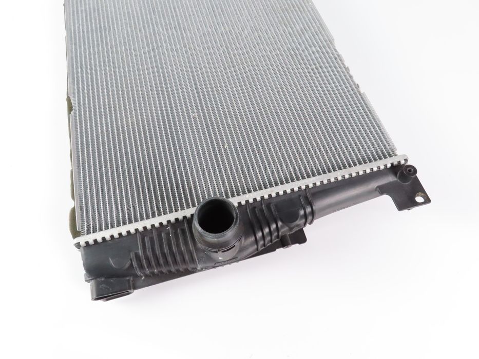 Radiador De Água Bmw 5 Ref: 17118672014 / 7618766