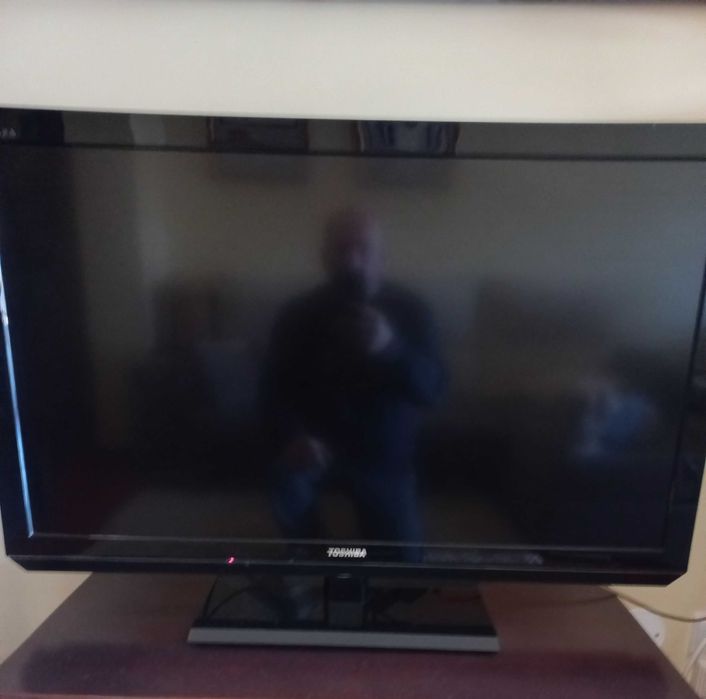 Tv toshiba em estado de novo