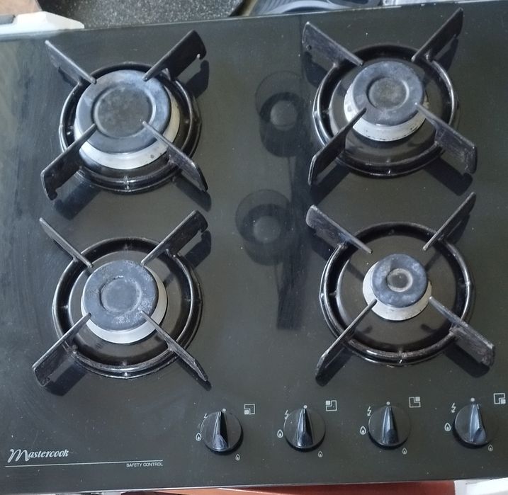 Płyta gazowa na szkle Mastercook.