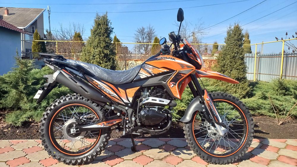 Нові мотоцикли "SPARK SP250D-7", M- н "МОТО-РАЙ", м.Синельникове.