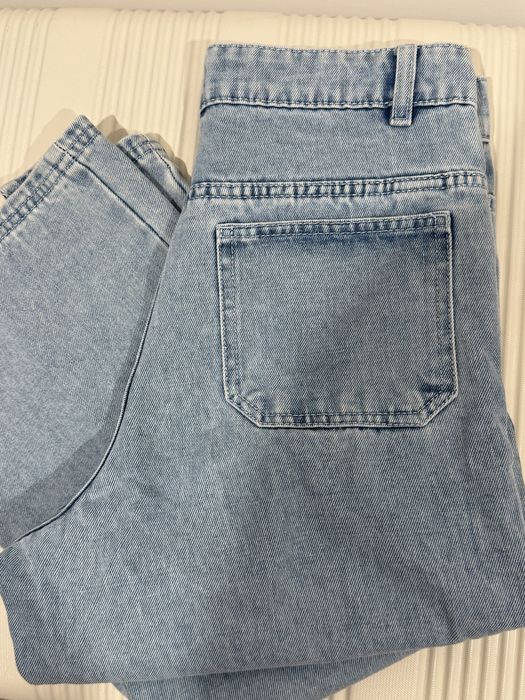 Джинси от бренда Sinsay