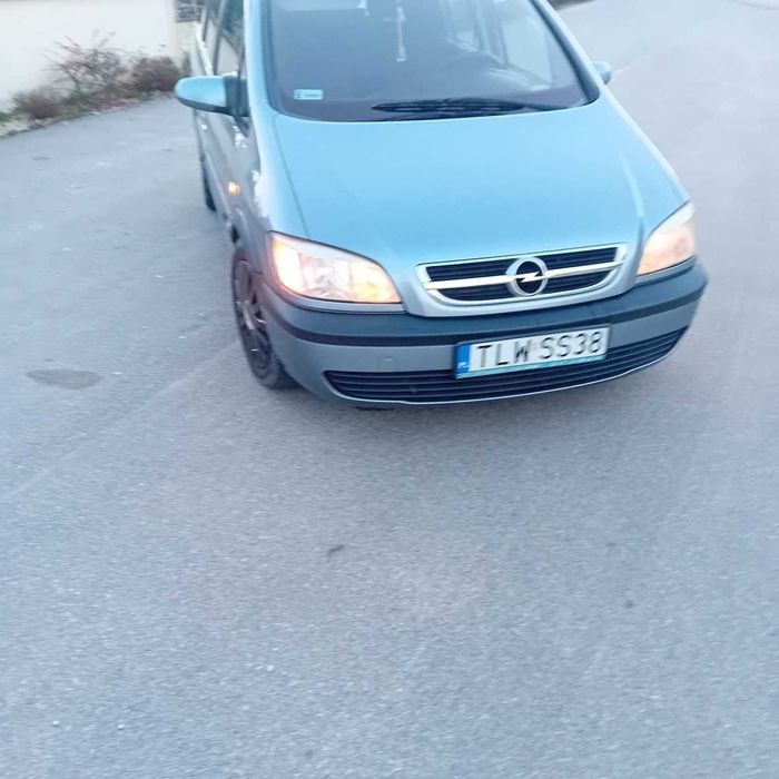 Opel Zafira. 2.0 diesel.  2004r.