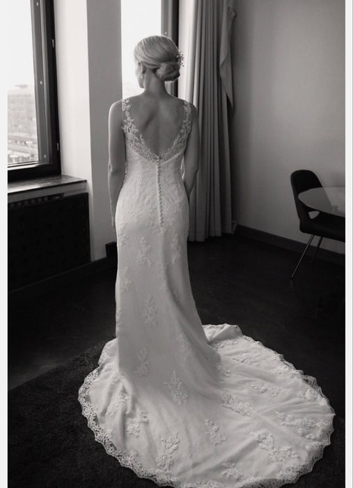 Сукня весільна зі шлейфом anna sorrano з мереживом розмір 16 xl