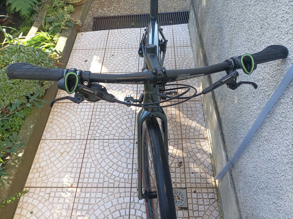 Bicicleta Gravel monoprato Sram 12V