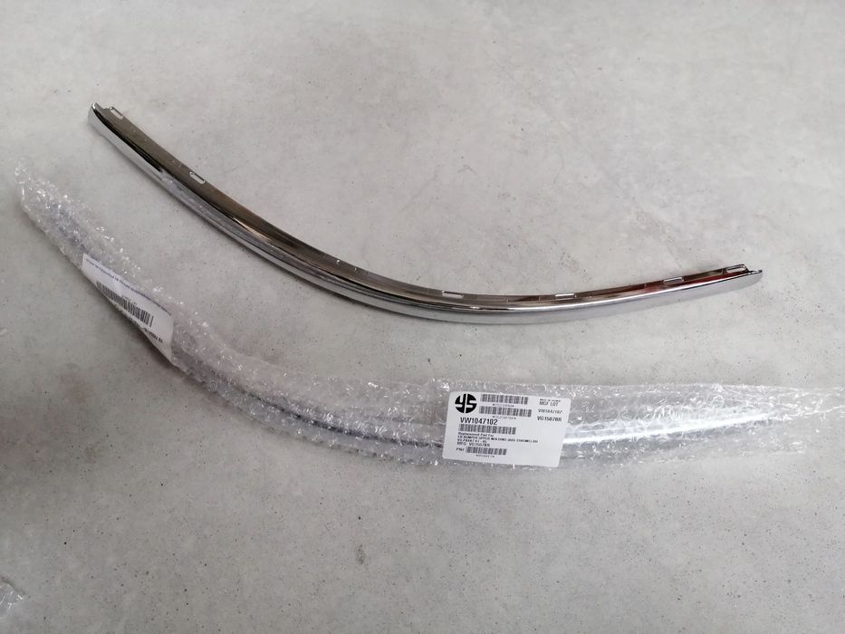 Friso do parachoques da frente Vw Passat B5 de 2000 a 2005 NOVO