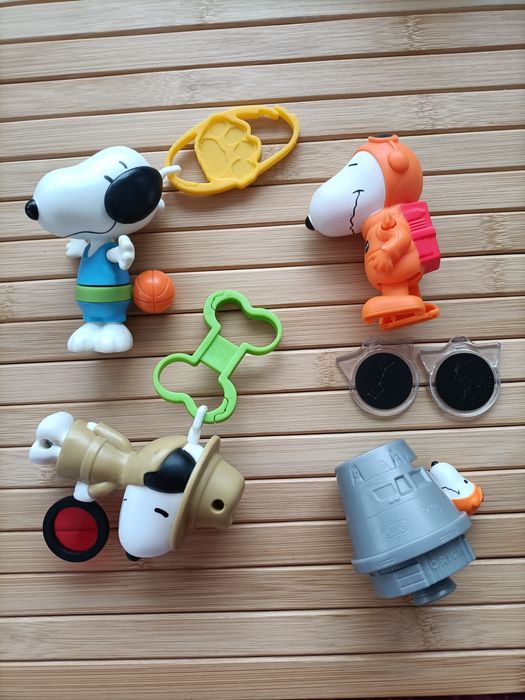 Lote 4 figuras Snoopy