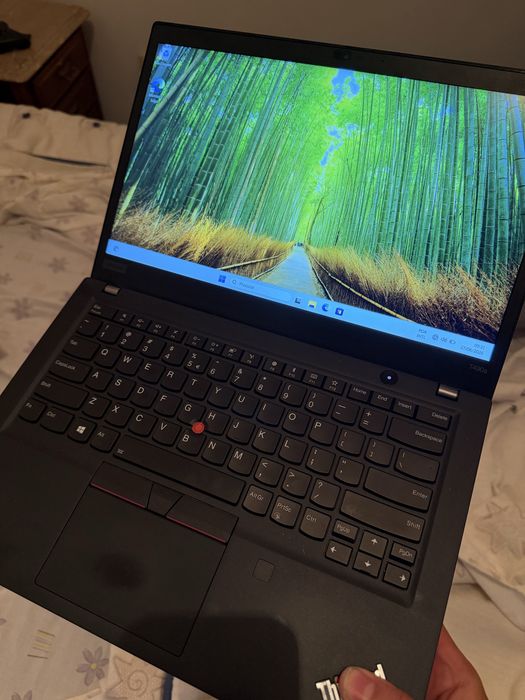 Lenovo t490s portatil.