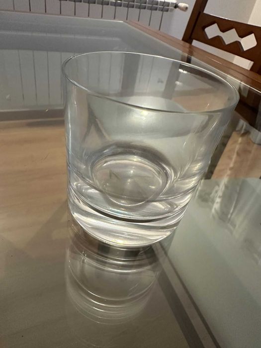 Conjunto Luxuoso Atlantis Crystal: Garrafa e vários copos