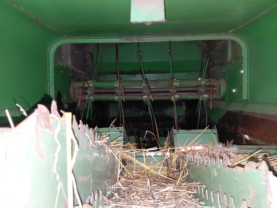 Комбайн Johne Deere 975 4.2 м