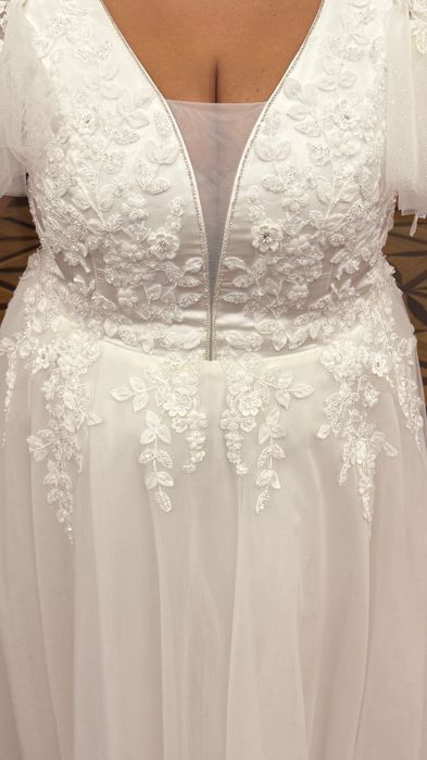 Suknia ślubna plus size