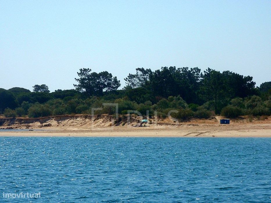 Apartamento T2 com varanda em novo empreendimento em Tavira