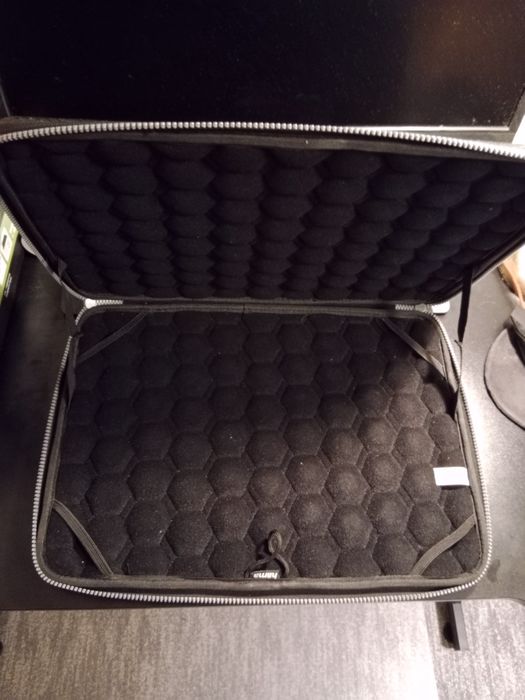 Etui na laptopa HAMA Hardcase Protection Czarne (do 17")