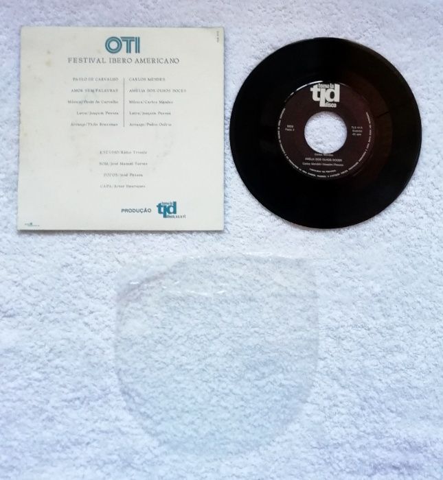 Disco vinil de 7” Paulo de Carvalho e Carlos Mendes - OTI Festival