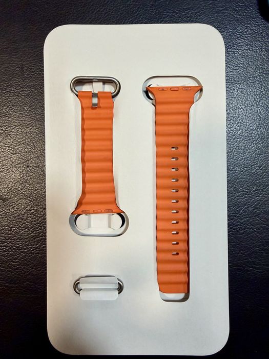 Apple Watch 2 49 mm titanium orange ocean band
